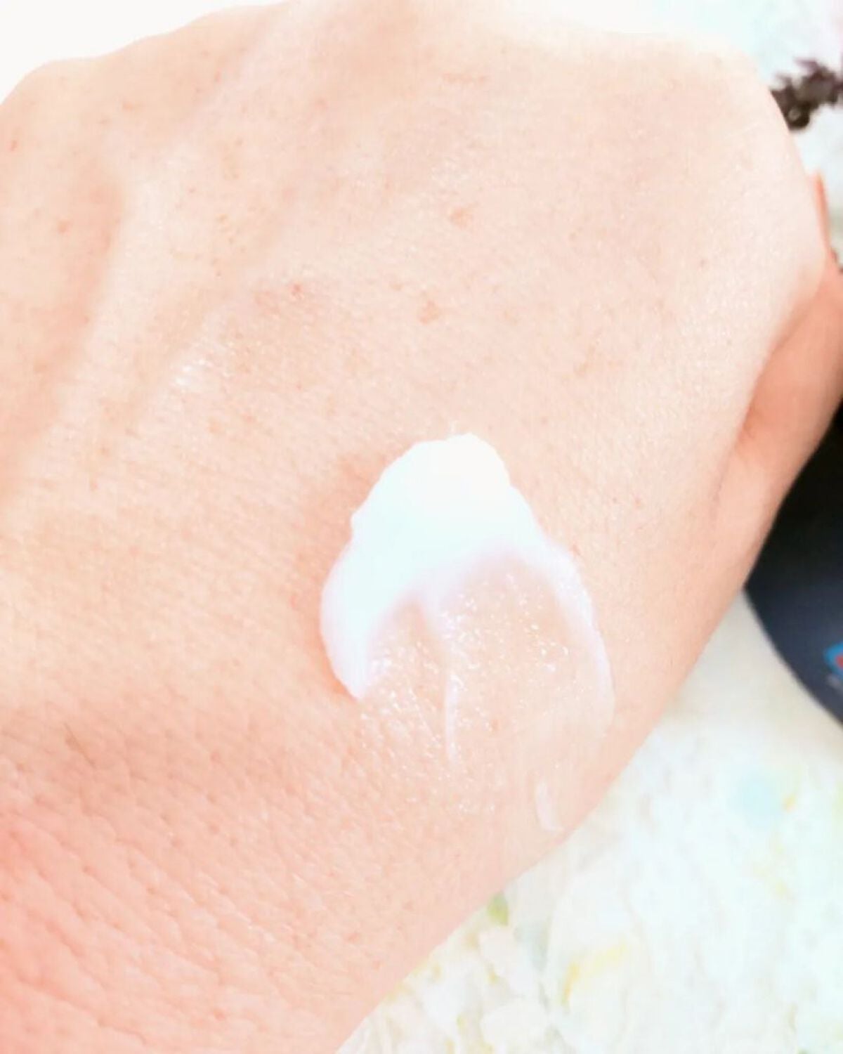 ニベア ロイヤルブルーボディクリーム うるおい密封ケア/ニベア/ボディクリームを使ったクチコミ(4枚目)