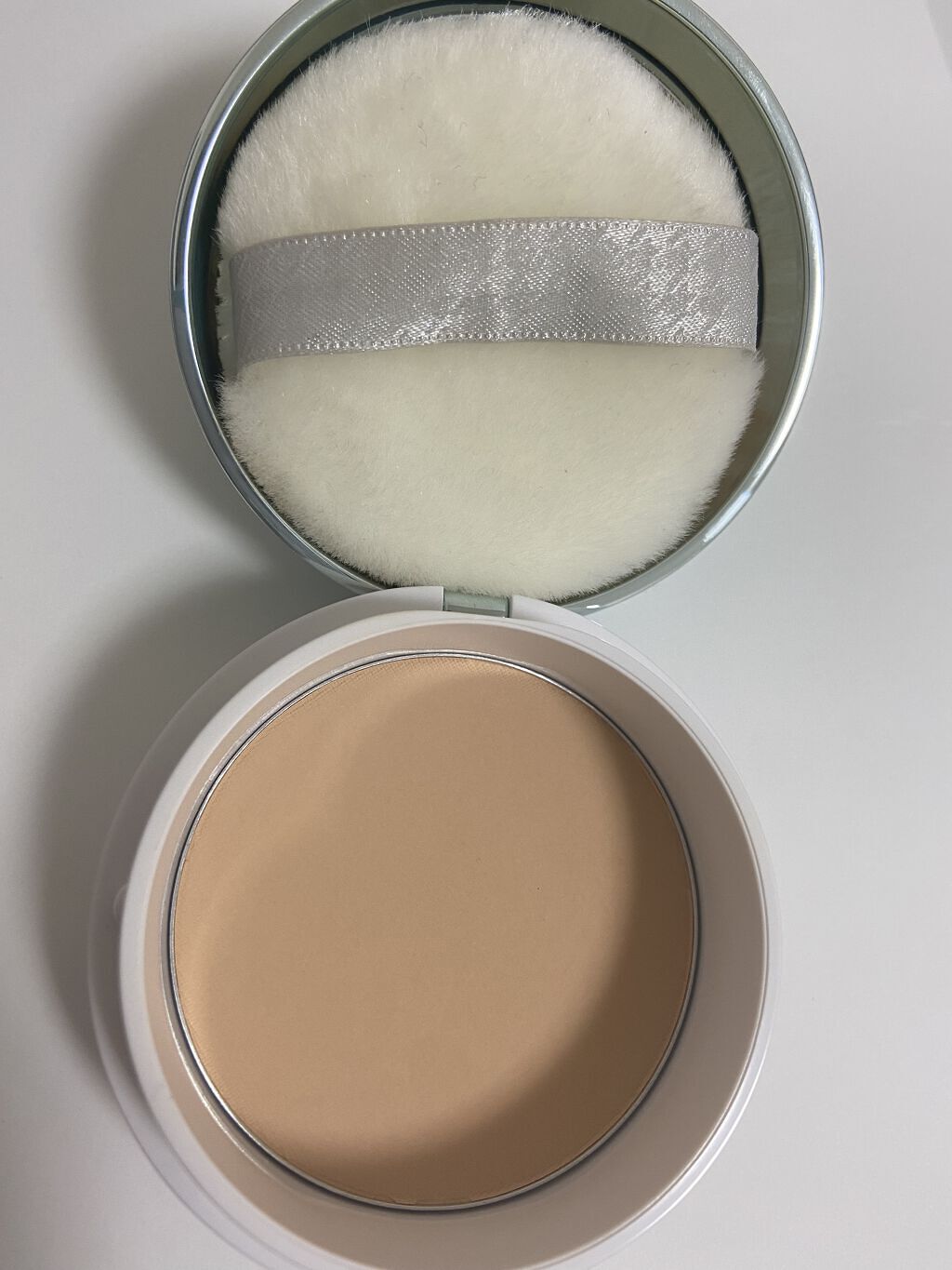 クリアラスト フェイスパウダー N 薬用オークル/クリアラスト/プレストパウダーを使ったクチコミ（2枚目）