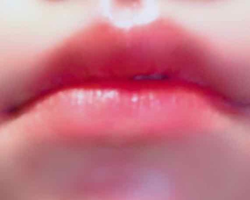 フェイクヌードリップ/素肌記念日/リップティントを使ったクチコミ（2枚目）