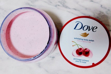 ダヴ ふわとろ クリーミースクラブ チェリー&アプリコットミルク/ダヴ/ボディスクラブを使ったクチコミ(3枚目)