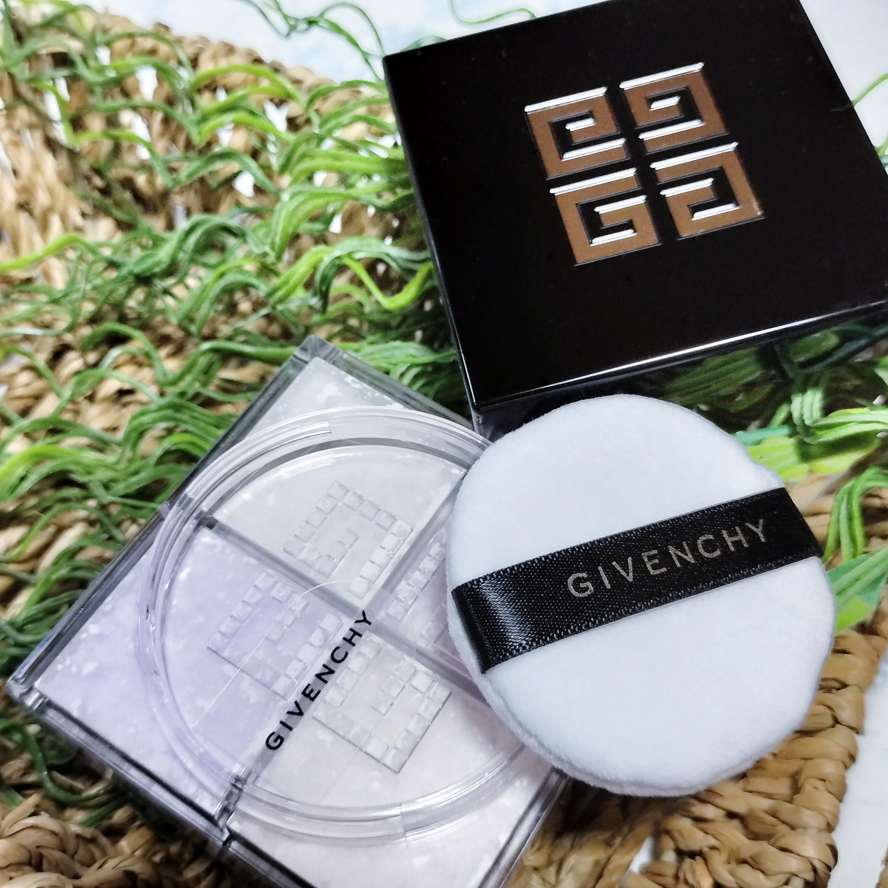プリズム・リーブル/GIVENCHY/ルースパウダーを使ったクチコミ（3枚目）