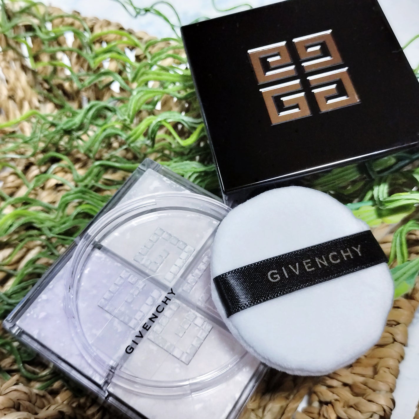 プリズム・リーブル/GIVENCHY/ルースパウダーを使ったクチコミ(3枚目)