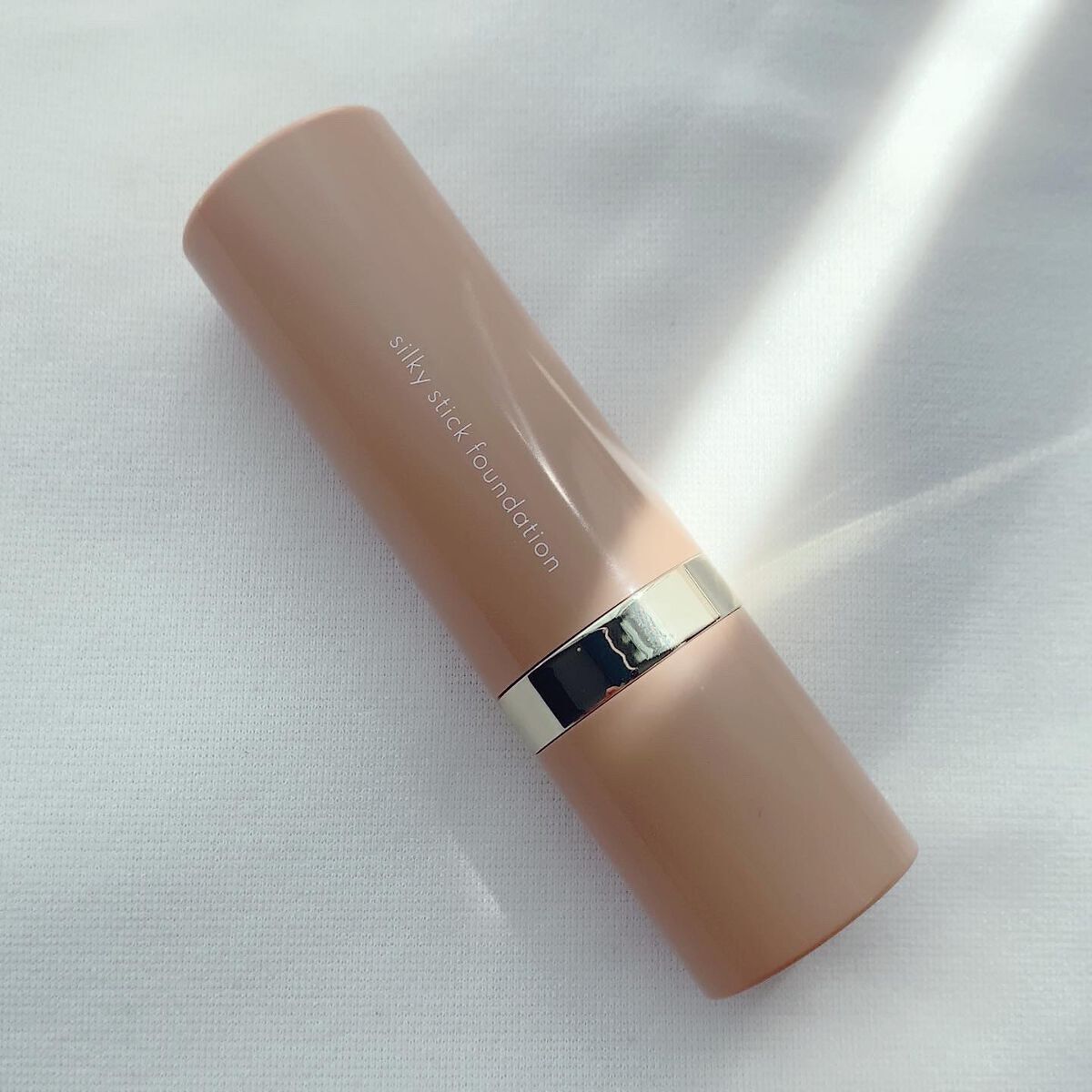 suyu on LIPS 「素肌潤うオールインワンシルキースティックファンデーションS..」(1枚目)