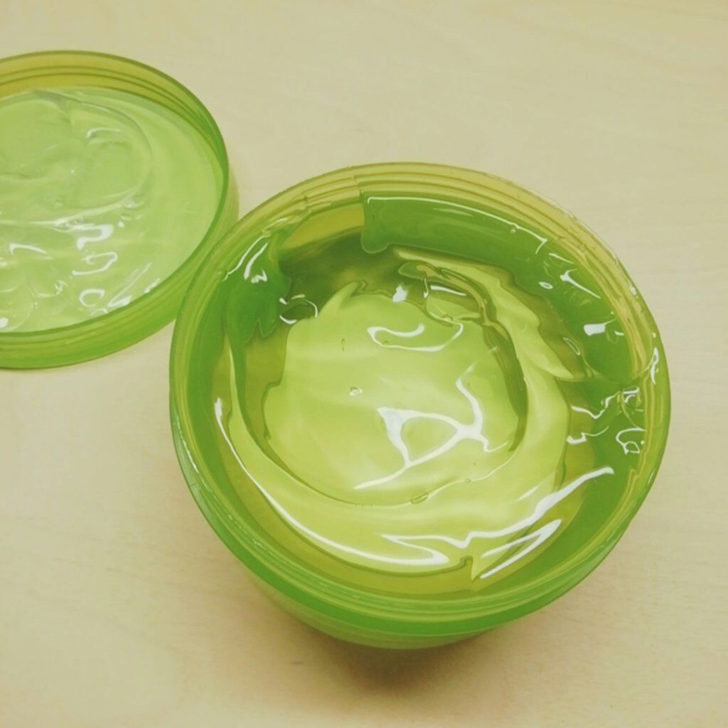 マイルド＆モイスチャーアロエジェル/ネイチャーリパブリック/ボディローションを使ったクチコミ（2枚目）