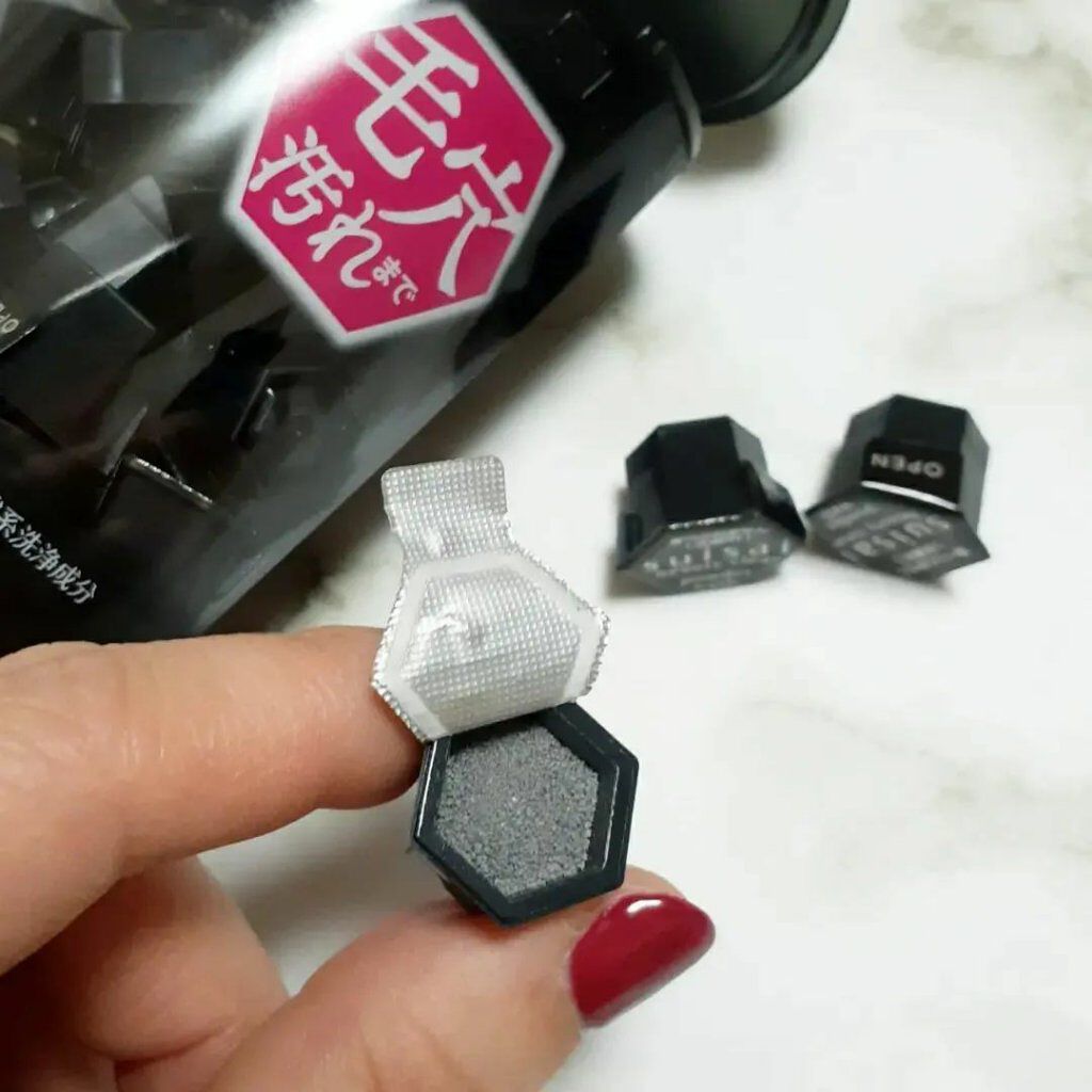 スイサイ ビューティクリア ブラック パウダーウォッシュ/suisai/洗顔パウダーを使ったクチコミ（3枚目）