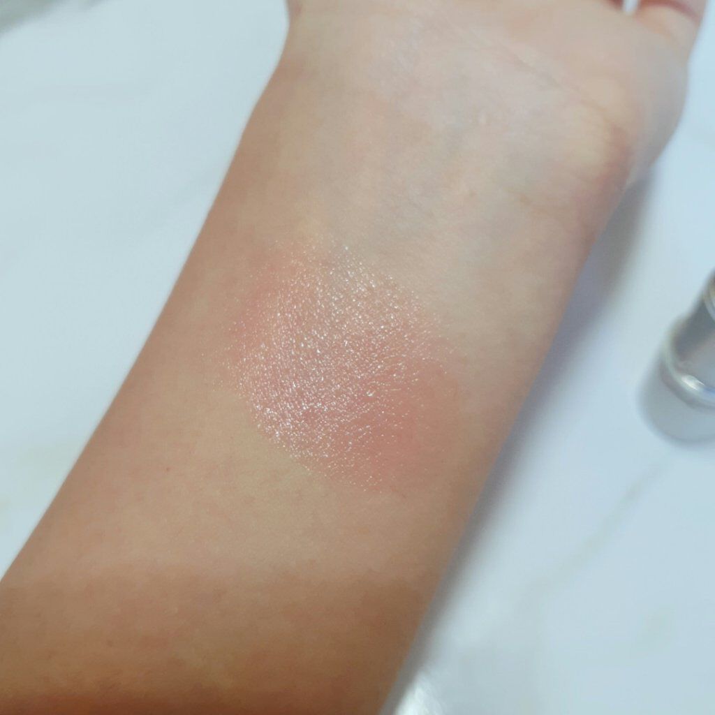 グロー プレイ リップ バーム/M・A・C/リップバームを使ったクチコミ(2枚目)