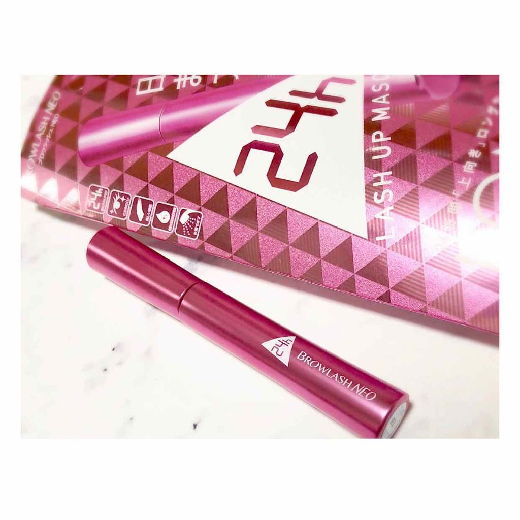 ブロウラッシュ ブロウラッシュNEO ラッシュアップマスカラ ロングのクチコミ「短いまつげも根元からキャッチして逃さず
重ねてもダマになりにくい、フルキャッチ
ブラシ採用で、.....」（1枚目）