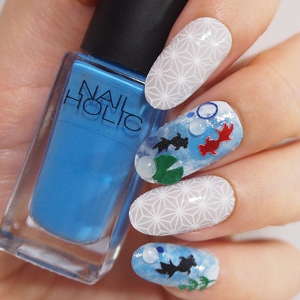 yuyu @300yen_nailのクチコミ「ネイルホリック ブルーBL903
鮮やかな青で、水面やネイルスタンプに使えるカラーです。
.....」(1枚目)