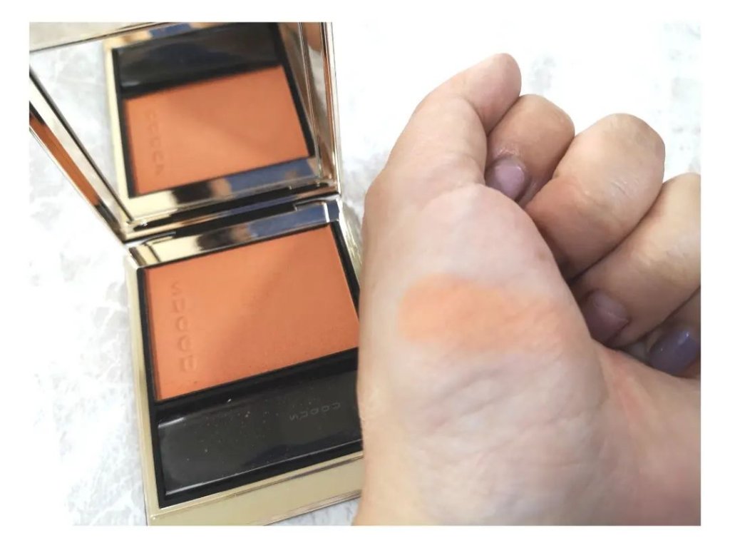 ザ リップスティック サテン/ADDICTION/口紅を使ったクチコミ（3枚目）