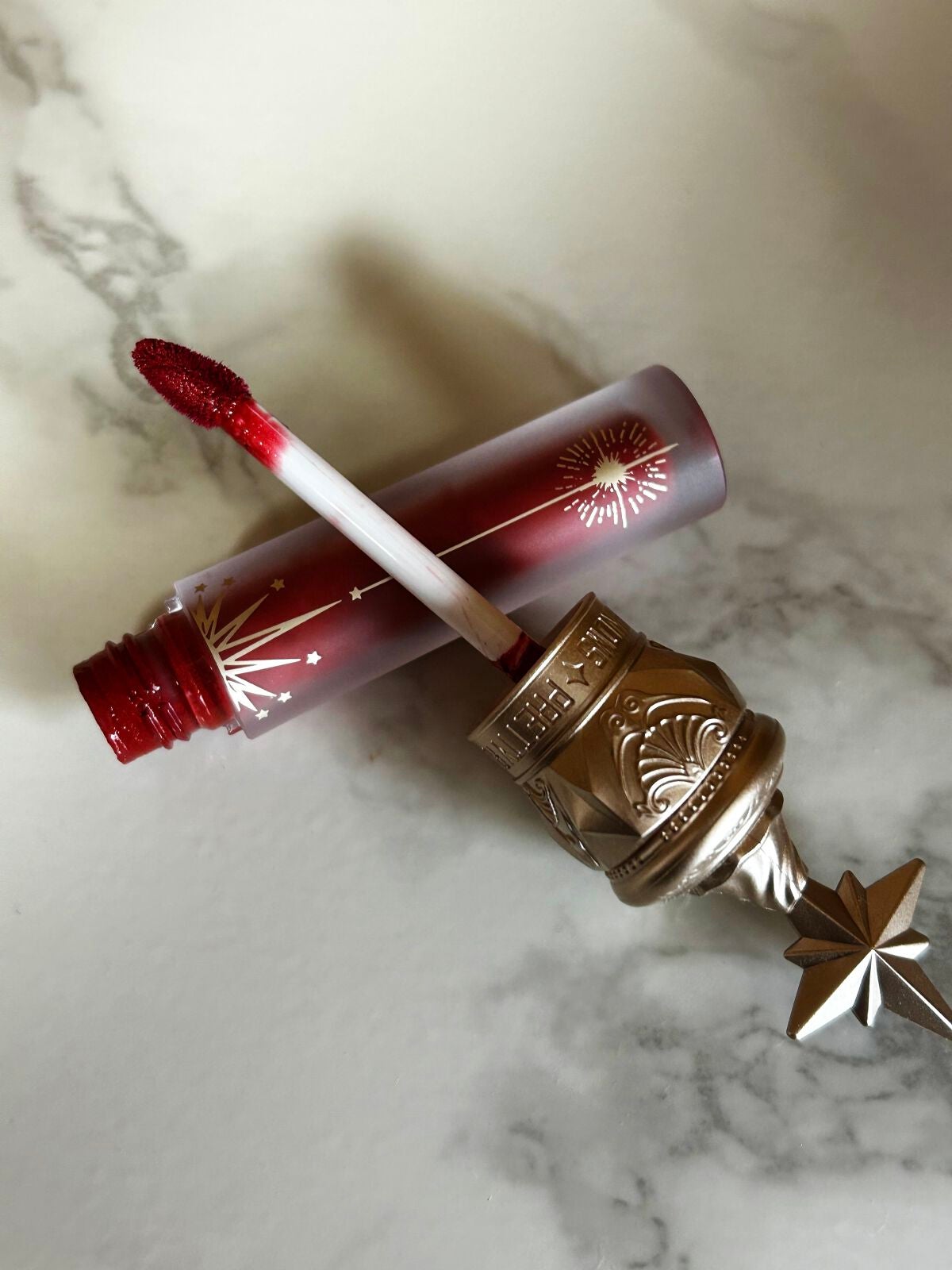 ユニコーンシリーズ マジックワンドルージュ/FlowerKnows/口紅を使ったクチコミ(2枚目)