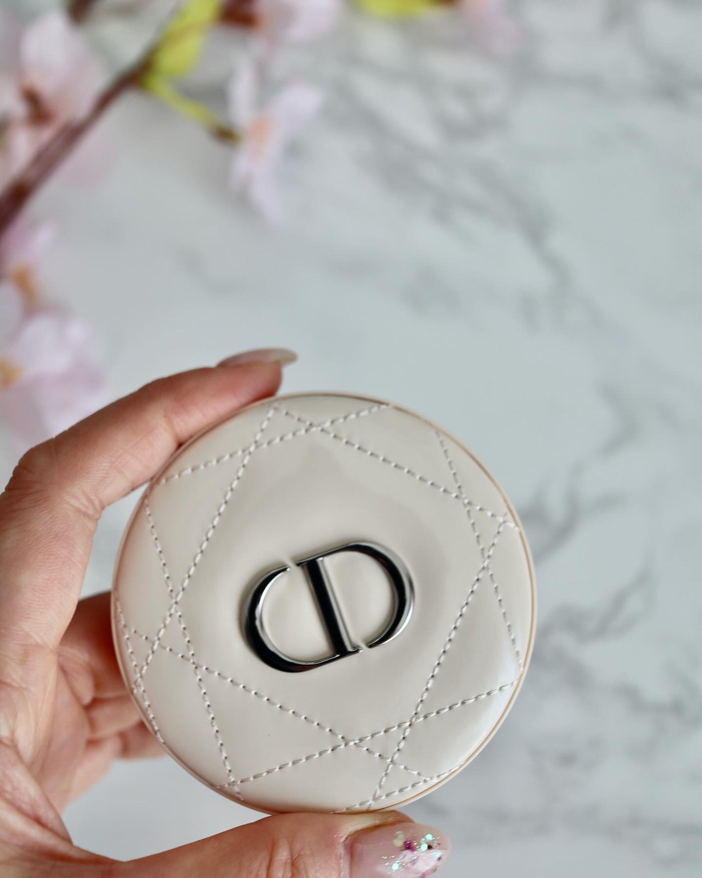 ディオールスキン フォーエヴァー クチュール ルミナイザー/Dior/プレストパウダーを使ったクチコミ(4枚目)