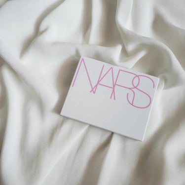 NARS ライトリフレクティングセッティングパウダーセット 03179のクチコミ「♡
☑NARS
ライトリフレクティング
セッティングパウダーセット03179
¥6,490

.....」（1枚目）