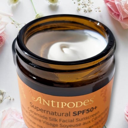 アンティポディース スーパーナチュラル SPF50+ フェイシャル サンスクリーン/Antipodes/日焼け止めクリームを使ったクチコミ(2枚目)