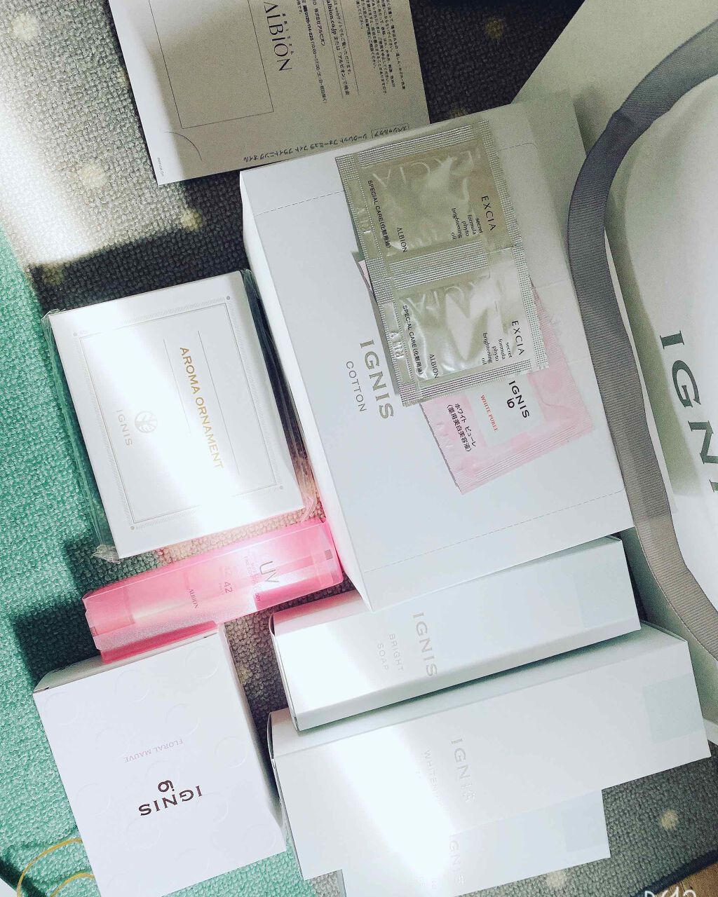 IGNIS コットンのクチコミ「新しいイグニス、やっとこさゲットしてきやした。
美容液無くなりかけで振りながら使ってたんやけど.....」（1枚目）