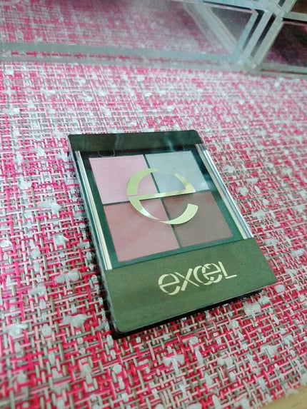 リアルクローズシャドウ/excel/アイシャドウパレットを使ったクチコミ(1枚目)