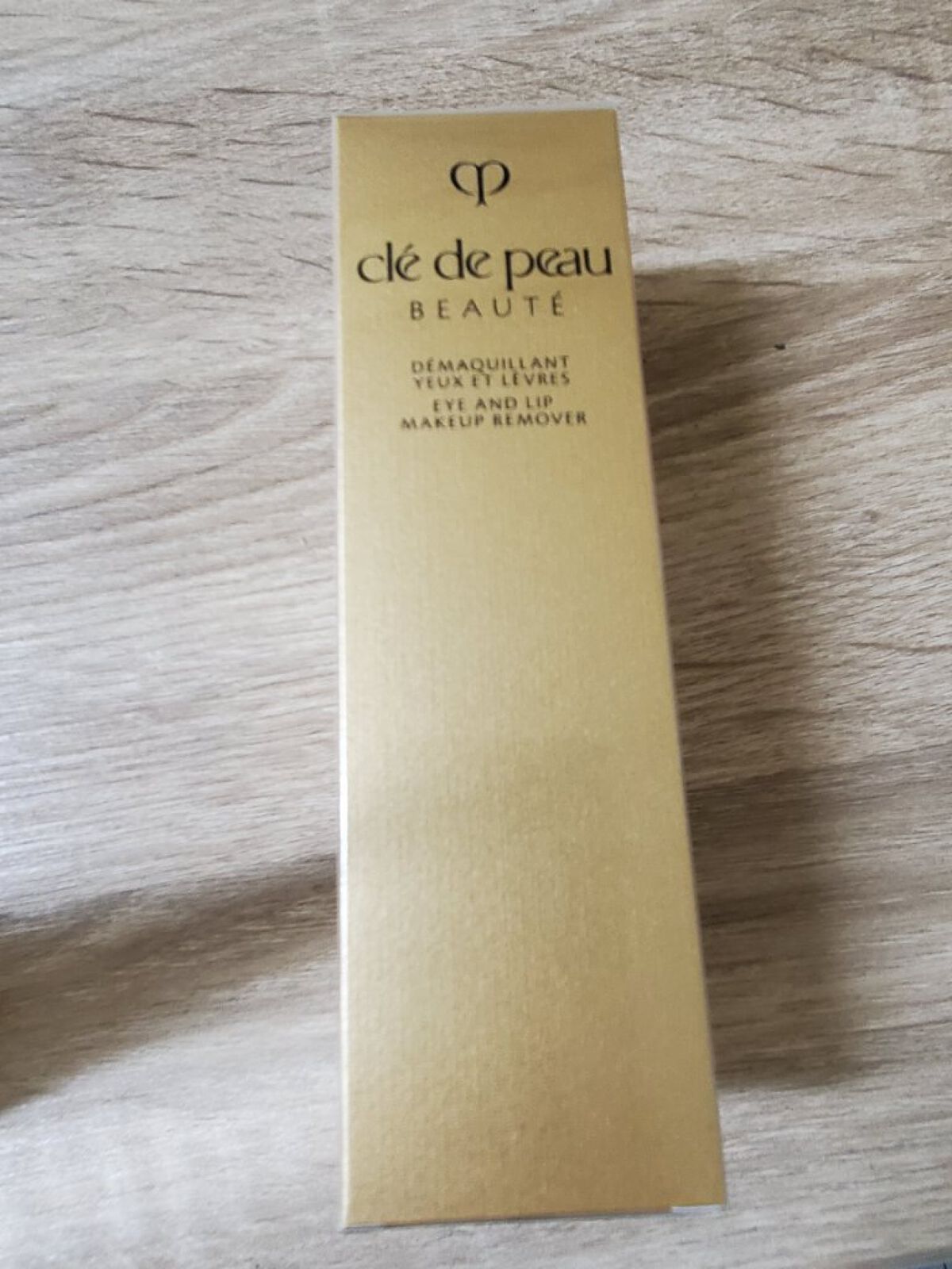 デマキアンYL/クレ・ド・ポー ボーテ/ポイントメイクリムーバーを使ったクチコミ（1枚目）