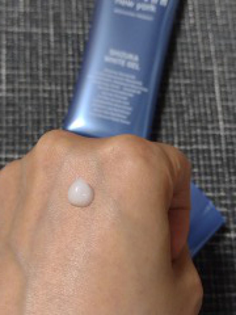 シズカホワイトゲル/Shizuka BY SHIZUKA NEWYORK/オールインワン化粧品を使ったクチコミ(3枚目)