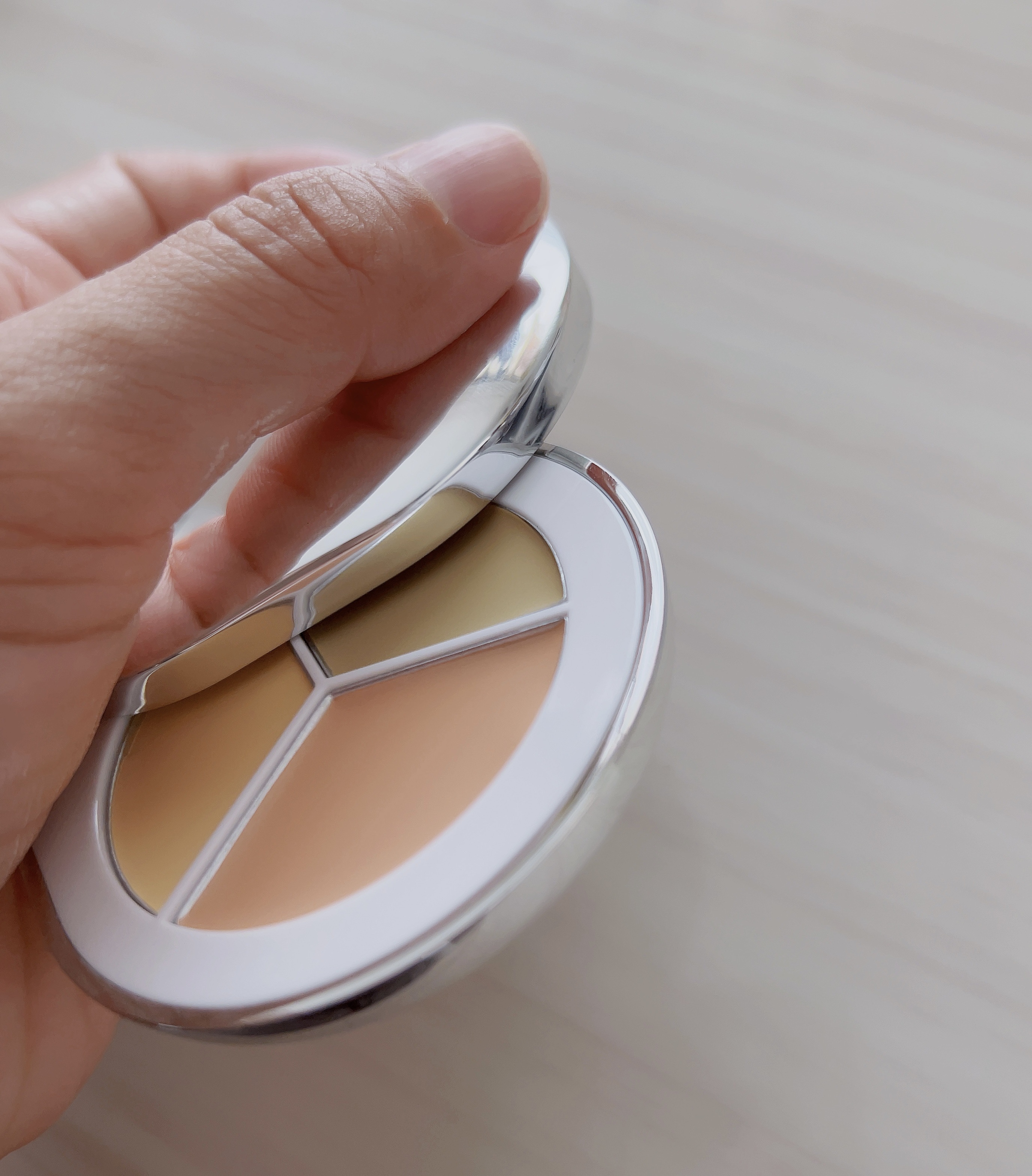 パーフェクトカバー コンシーラーパレット/Dear.A/パレットコンシーラーを使ったクチコミ（3枚目）