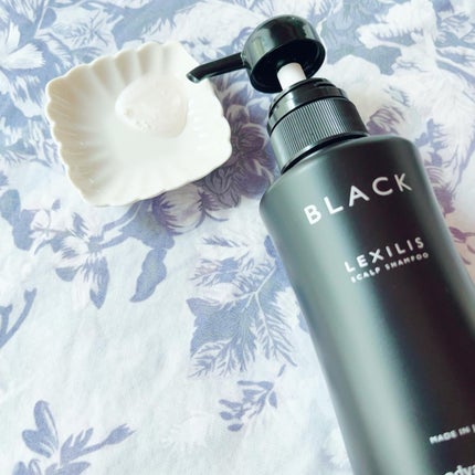 ブラック フレグランス スタイリング ヘアエッセンス/LEXILIS/アウトバストリートメントを使ったクチコミ(4枚目)