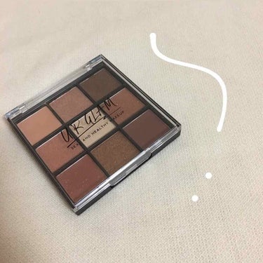 UR GLAM　BLOOMING EYE COLOR PALETTE/U R GLAM/アイシャドウパレットを使ったクチコミ（1枚目）