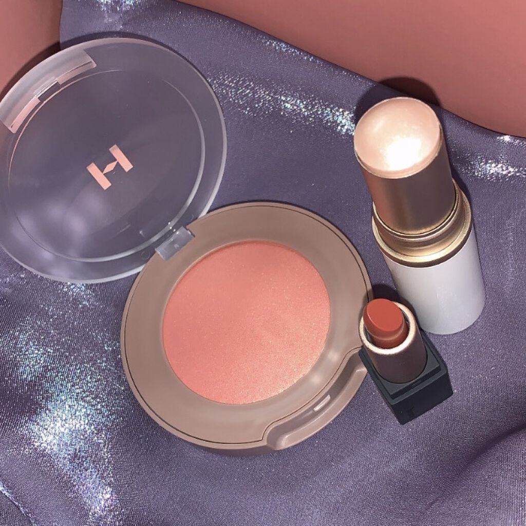 トゥルーディメンショングロウチーク/hince/パウダーチークを使ったクチコミ（1枚目）