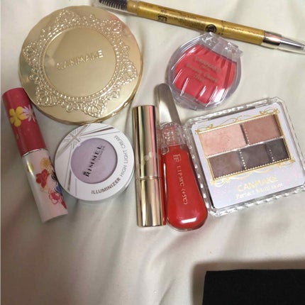 【旧品】マシュマロフィニッシュパウダー/キャンメイク/プレストパウダーを使ったクチコミ(1枚目)