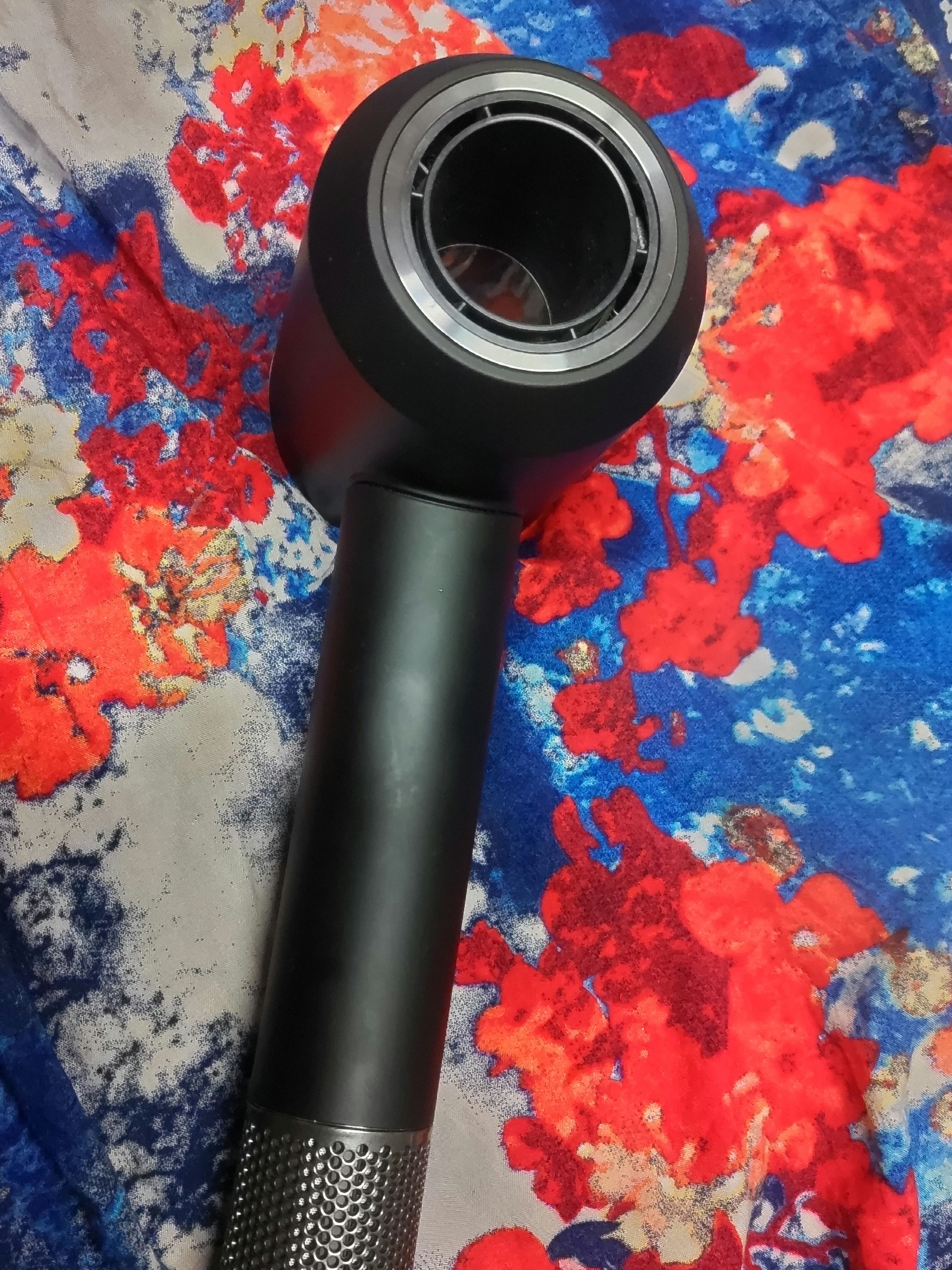 Dyson Supersonic Ionicヘアドライヤー ブラック／ニッケル/dyson/ドライヤーを使ったクチコミ（2枚目）