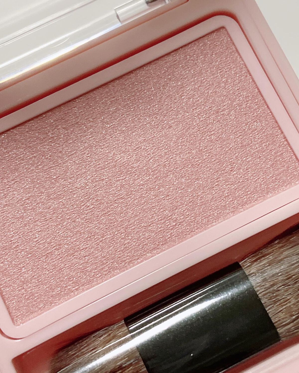 フーミー シングルブラッシュ/WHOMEE/パウダーチークを使ったクチコミ(4枚目)