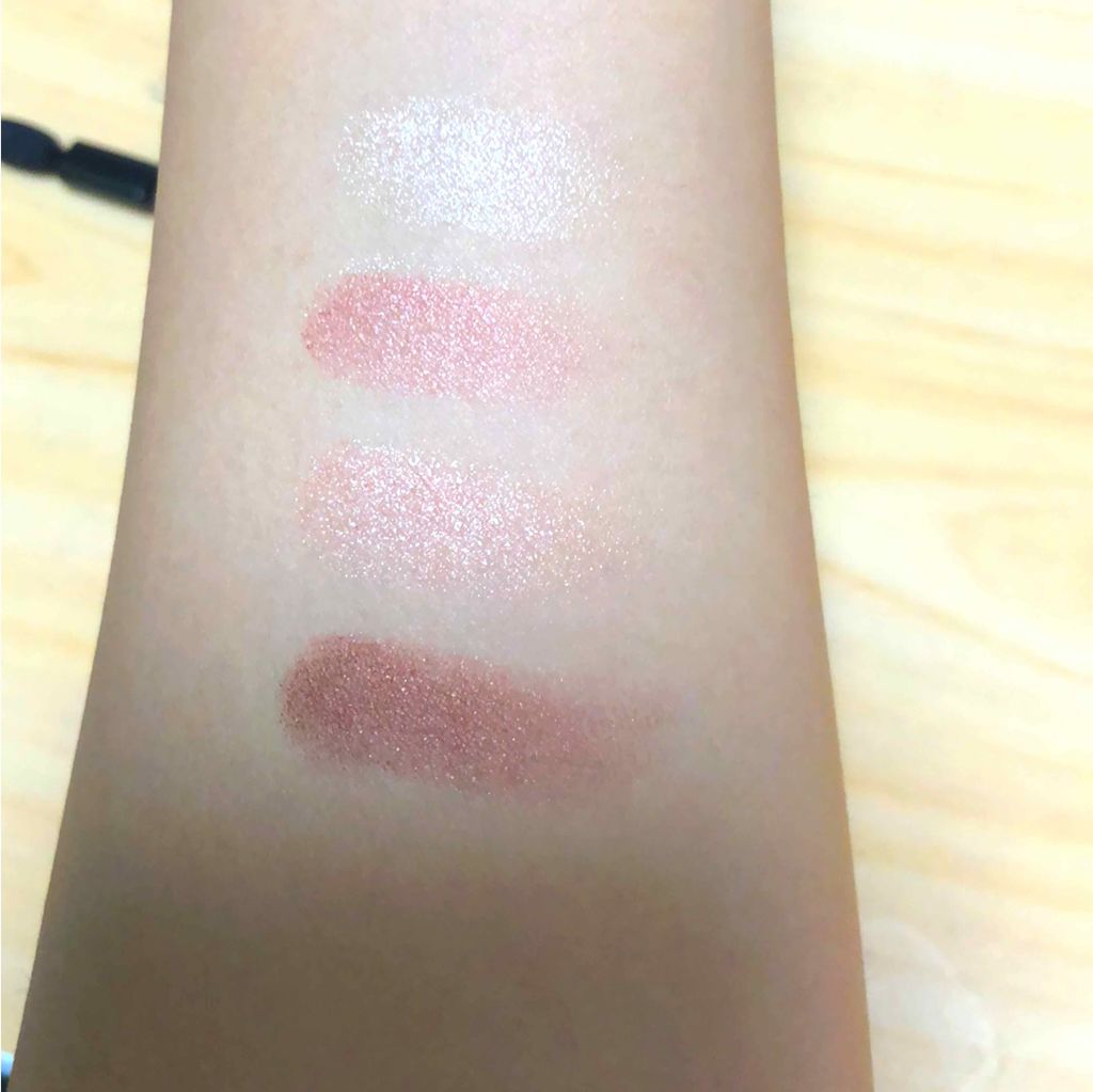 リアルクローズシャドウ/excel/アイシャドウパレットを使ったクチコミ（3枚目）