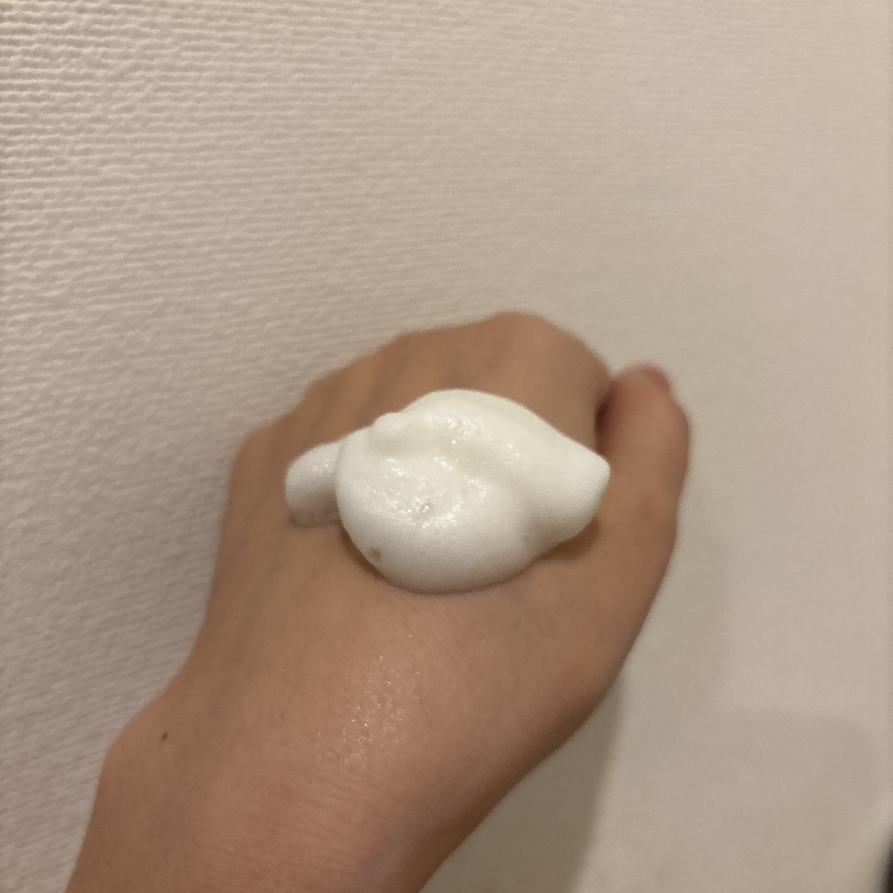 クリーミー ホイップソープ 甘夏＆フランキンセンス/AMRITARA/洗顔フォームを使ったクチコミ（2枚目）