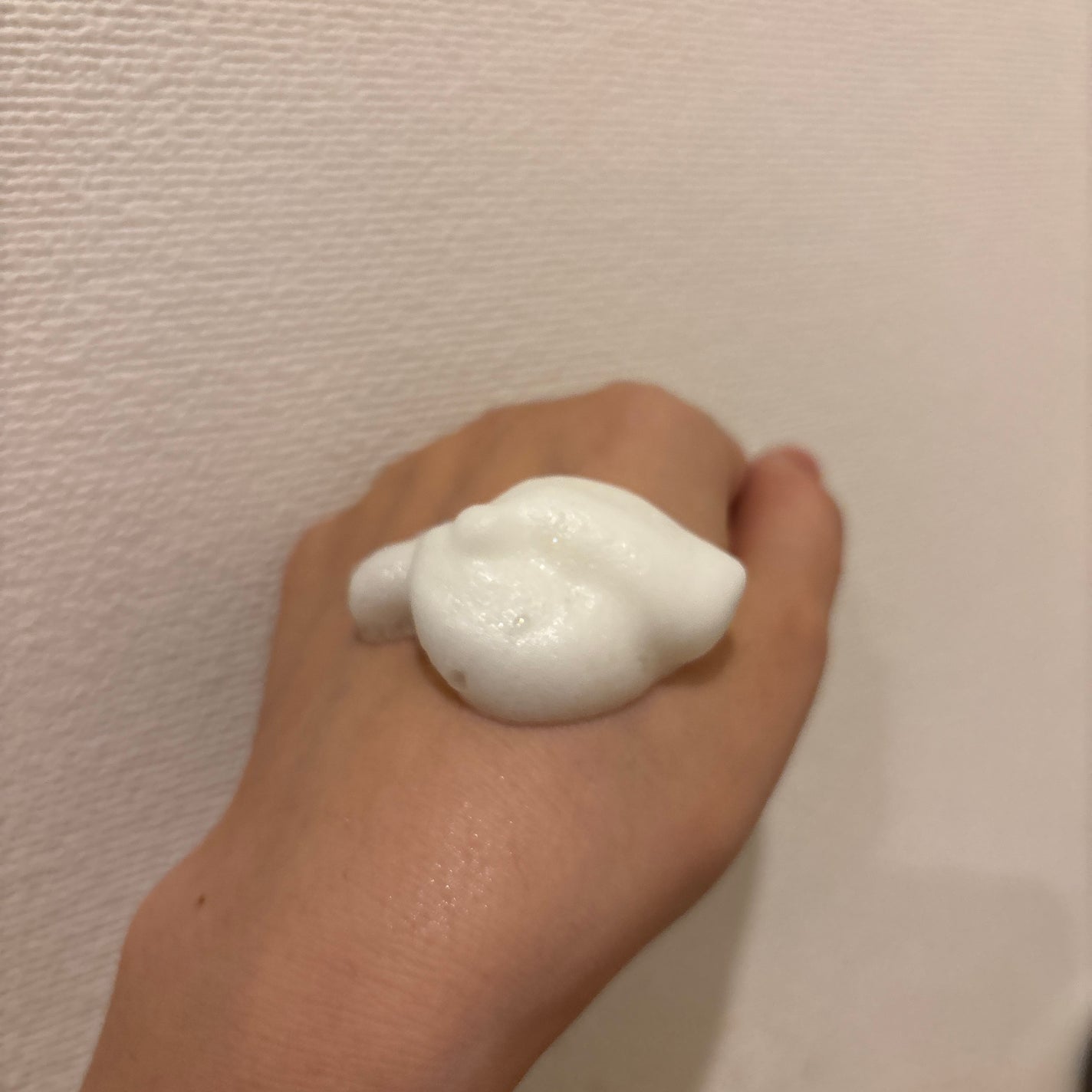 クリーミー ホイップソープ 甘夏&フランキンセンス/AMRITARA/洗顔フォームを使ったクチコミ(2枚目)