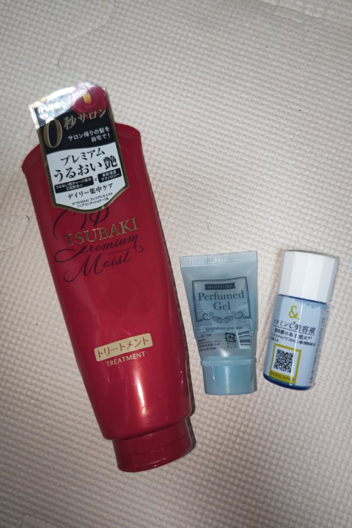 プレミアムモイスト ヘアトリートメント/TSUBAKI/洗い流すヘアトリートメントを使ったクチコミ（2枚目）