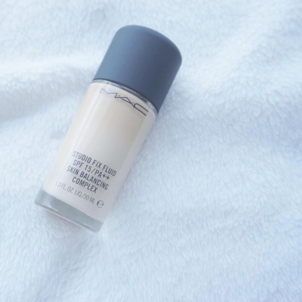 スタジオフィックス フルイッド SPF 15/M・A・C/リキッドファンデーションを使ったクチコミ（1枚目）