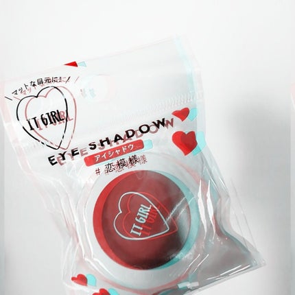 ダイソー×IT GIRL アイシャドウ/DAISO/単色アイシャドウを使ったクチコミ(1枚目)