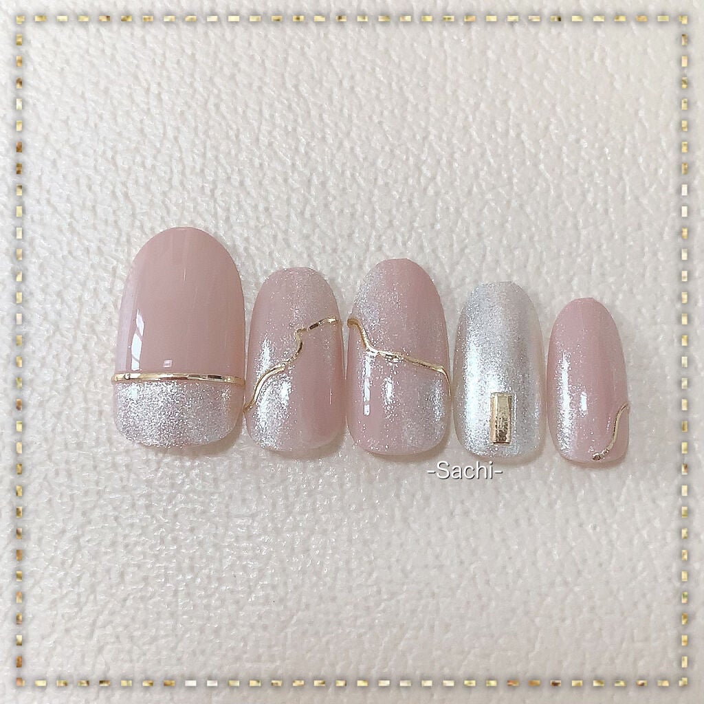 カラフルネイルズ/キャンメイク/マニキュアを使ったクチコミ(4枚目)