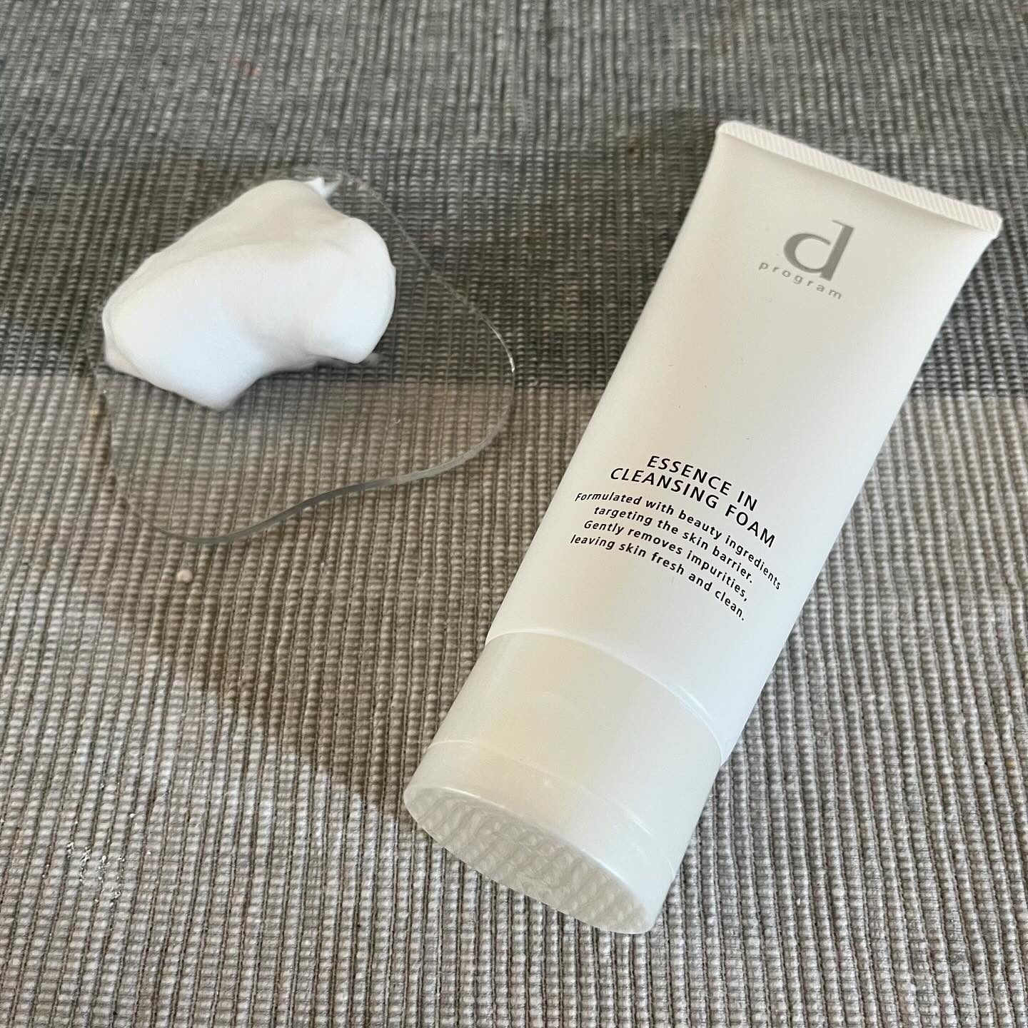 エッセンスイン クレンジングフォーム/d プログラム/洗顔フォームを使ったクチコミ（2枚目）