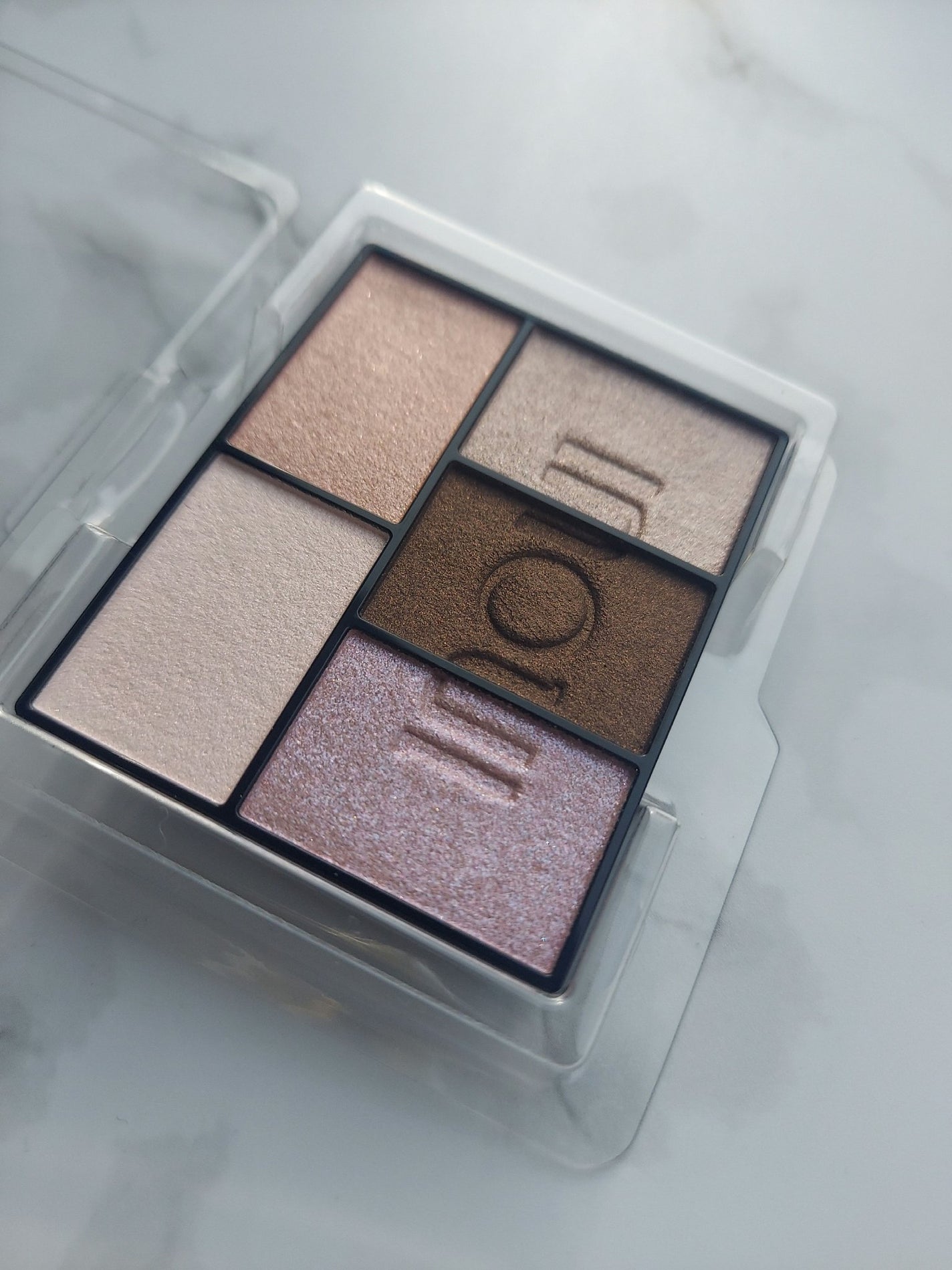 インウイ アイズ/INOUI/アイシャドウパレットを使ったクチコミ(2枚目)