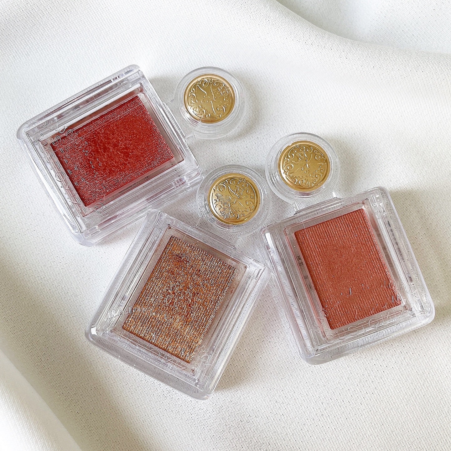 シャドーカスタマイズ/MAJOLICA MAJORCA/単色アイシャドウを使ったクチコミ（1枚目）