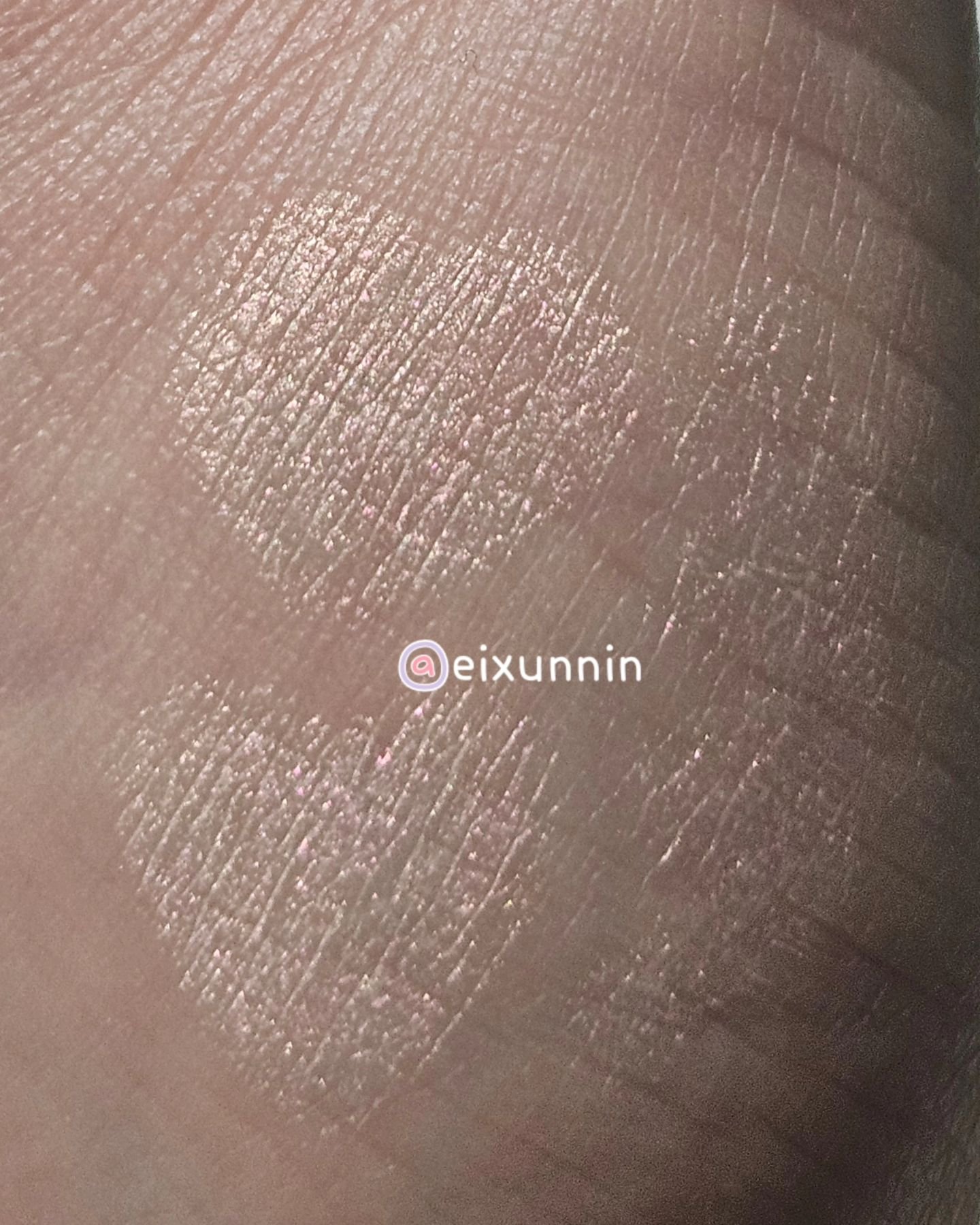 グリッツロングウェアスティックシャドウ/wakemake/パウダーアイシャドウを使ったクチコミ（2枚目）