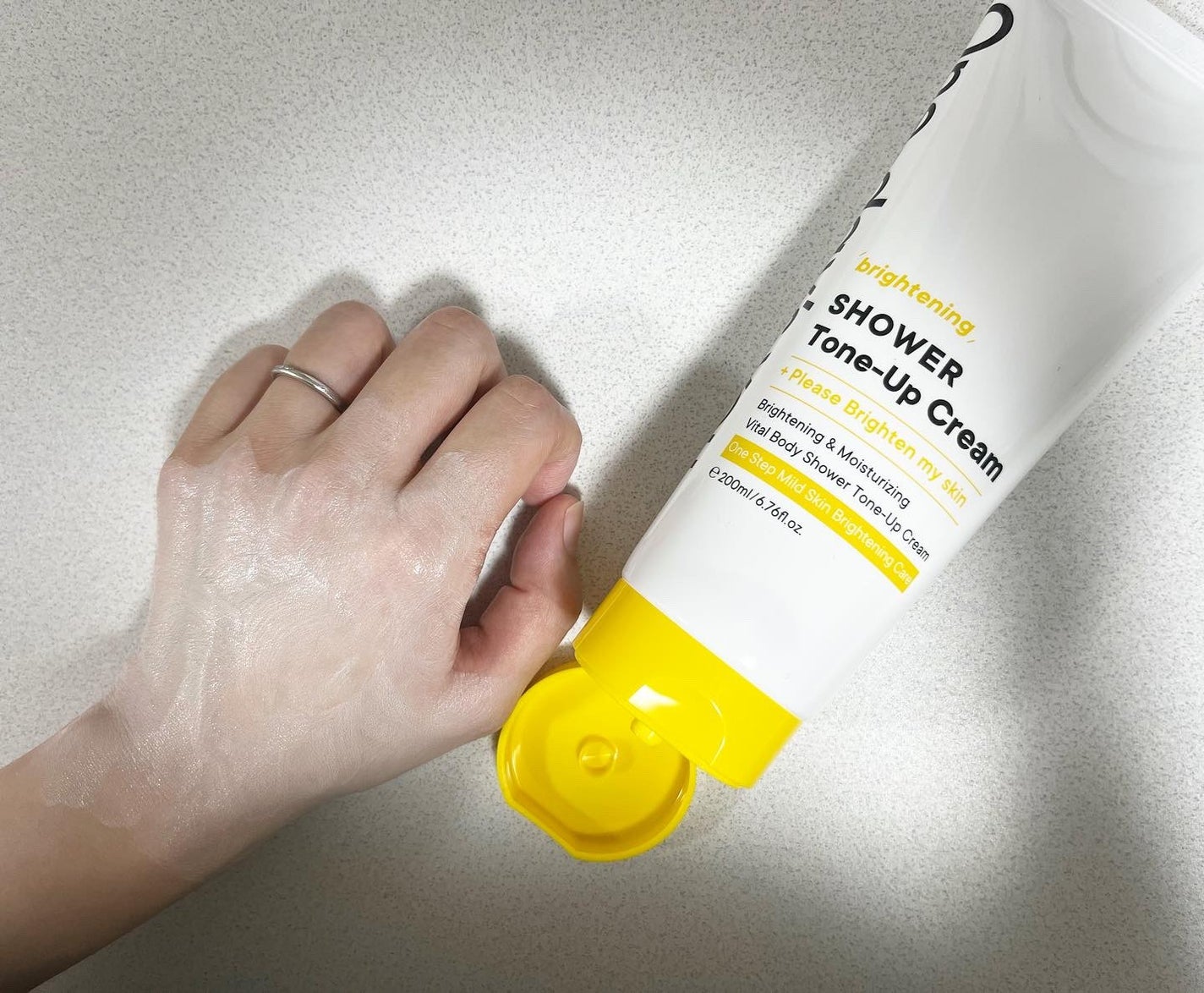 ブライトニングシャワートーンアップクリーム/One-day's you/ボディグッズを使ったクチコミ(4枚目)