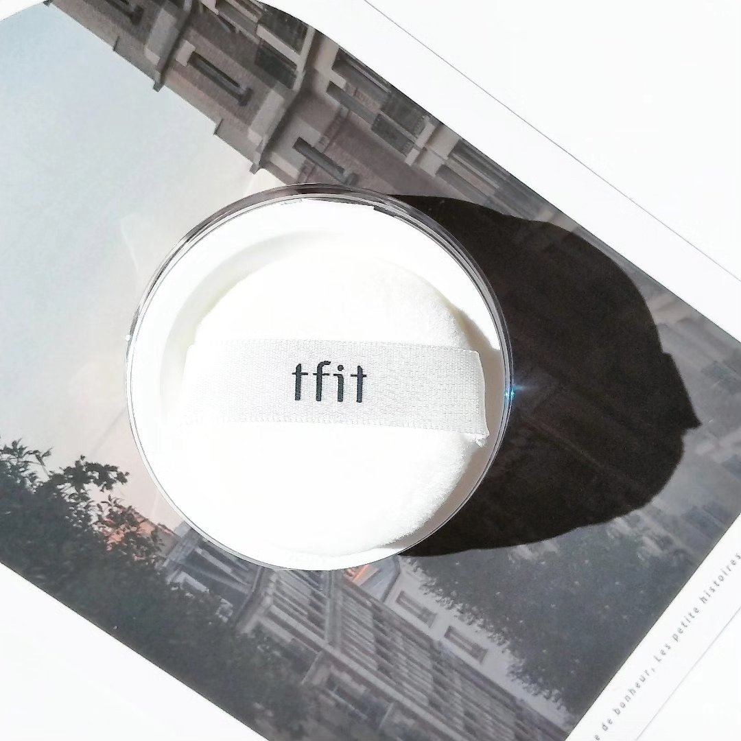 トランスルーセントセットフィニッシングパウダー/TFIT/ルースパウダーを使ったクチコミ（3枚目）