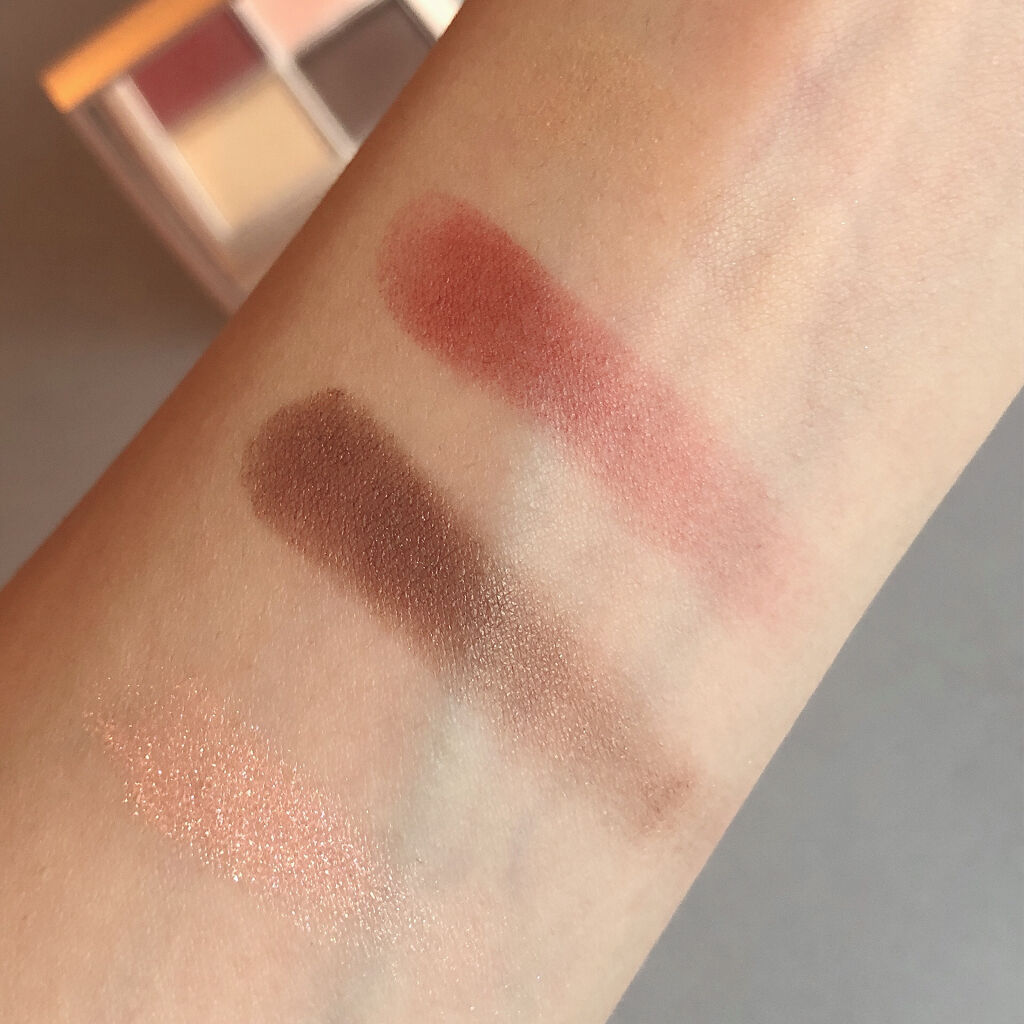 ローズウッドデイドリーム 4アイズ /RMK/アイシャドウパレットを使ったクチコミ（3枚目）