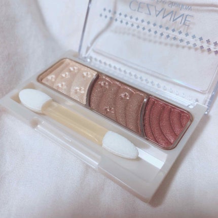 トーンアップアイシャドウ/CEZANNE/アイシャドウパレットを使ったクチコミ(3枚目)