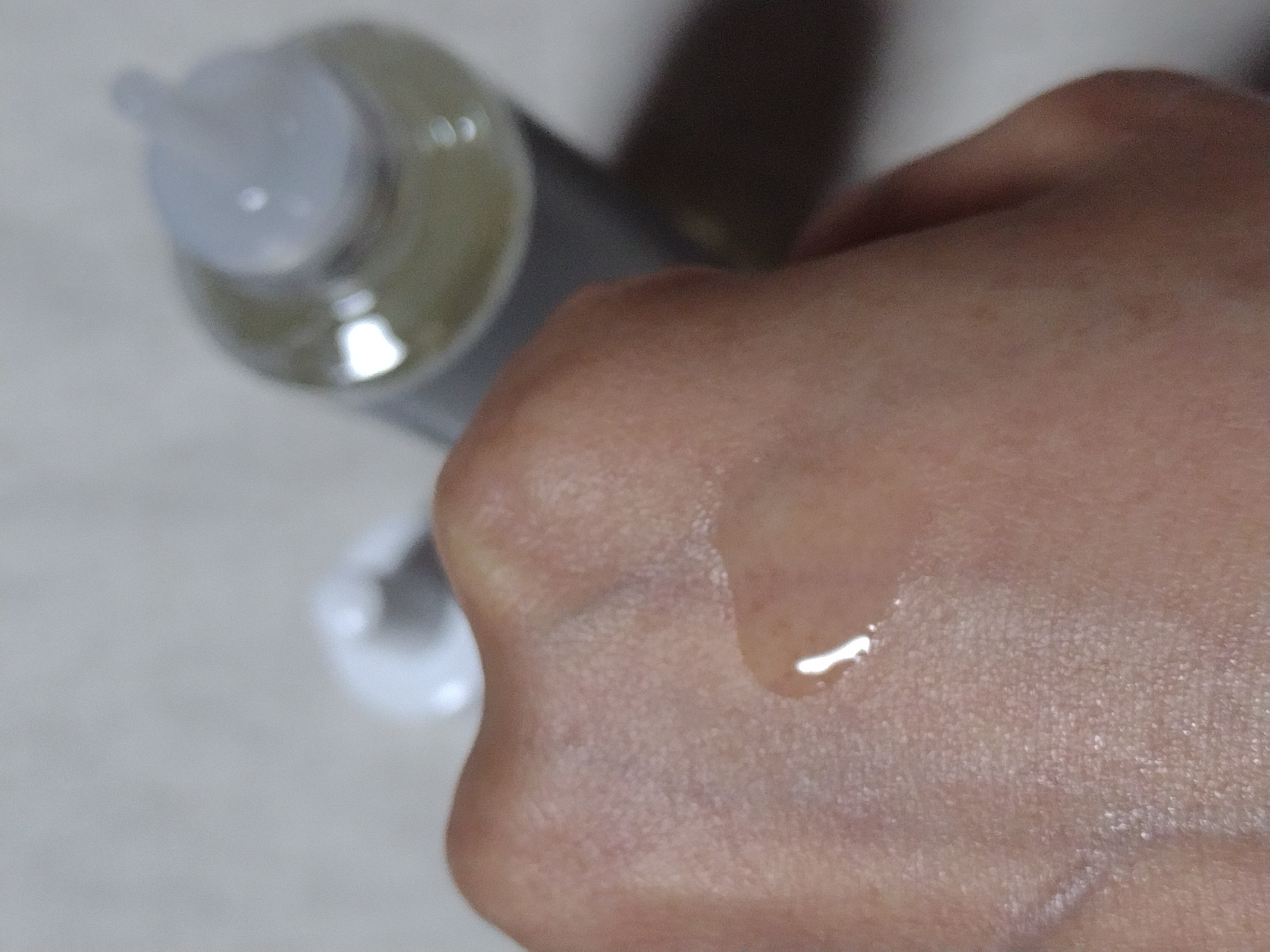 ヘアージュ 育毛剤 ヘアエッセンス/hairju/頭皮ローションを使ったクチコミ（3枚目）