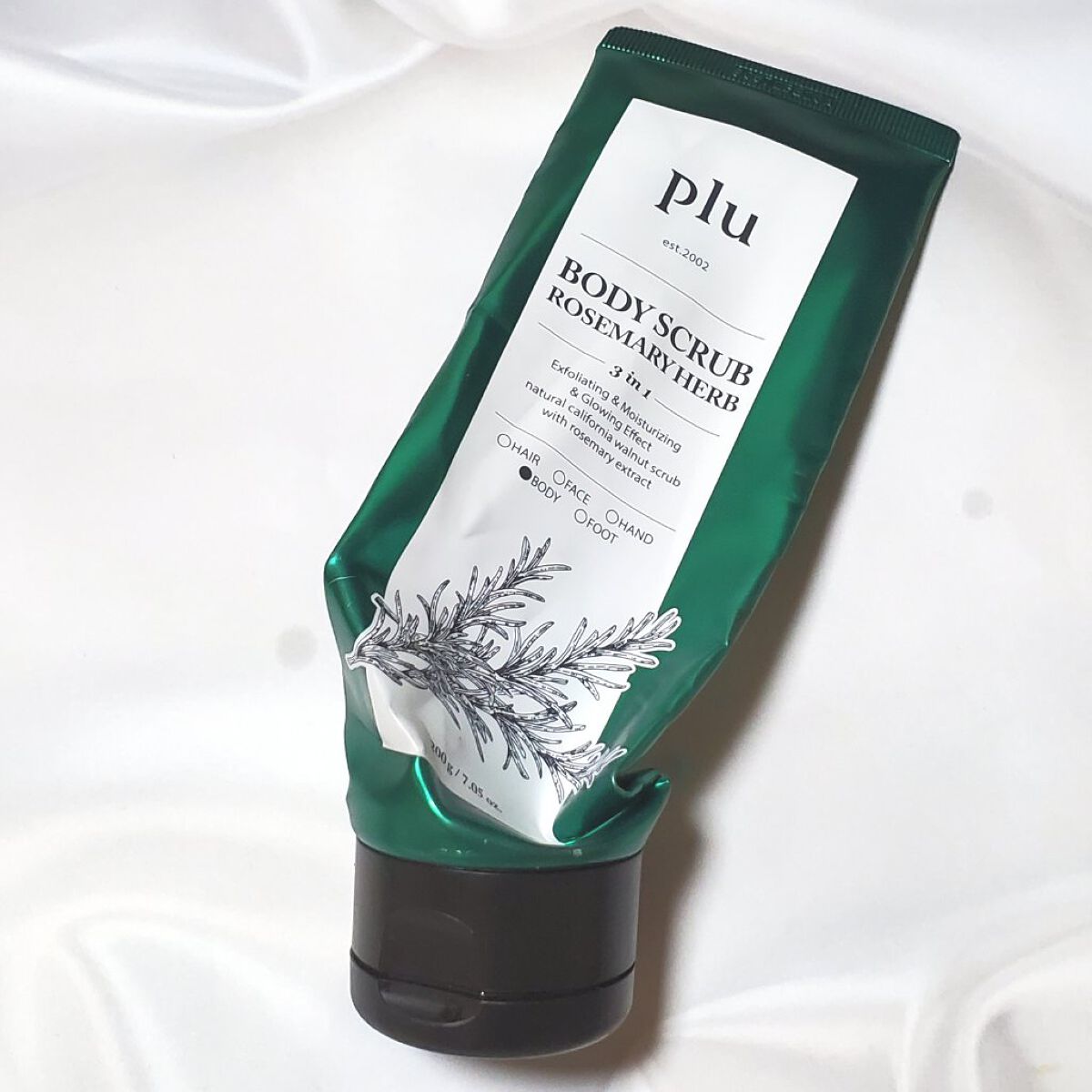 ボディスクラブオリジナル ザクロ /plu/ボディクリームを使ったクチコミ（1枚目）