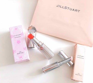 *☼*―――――*☼*―――――



#jillstuart  #ジルスチュアート 
#デパコス #リップ #映えコスメ


⭐リップブロッサム  38💋   ￥3024(税込)
38番の色味が可愛く