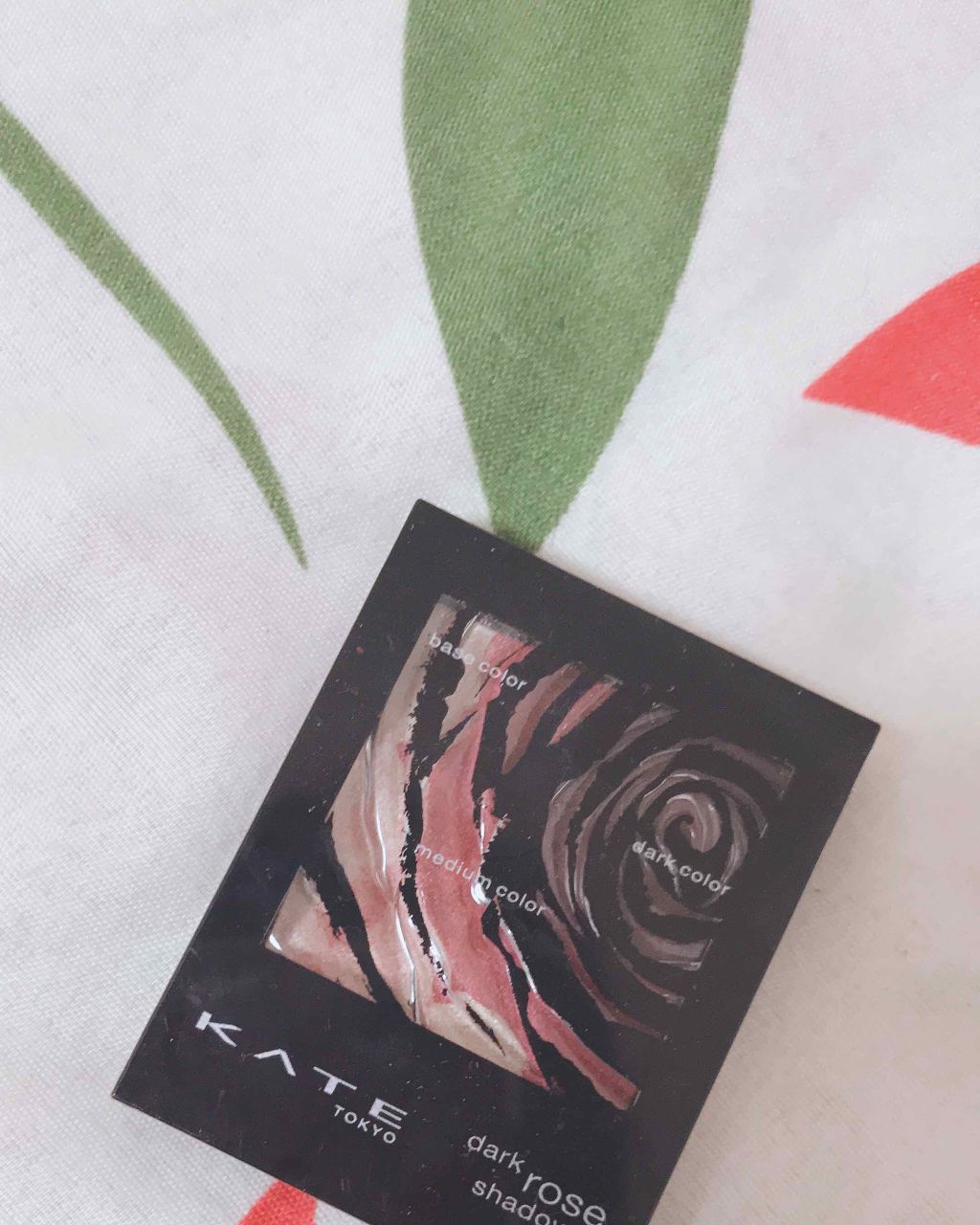ダークローズシャドウ/KATE/アイシャドウパレットを使ったクチコミ(1枚目)