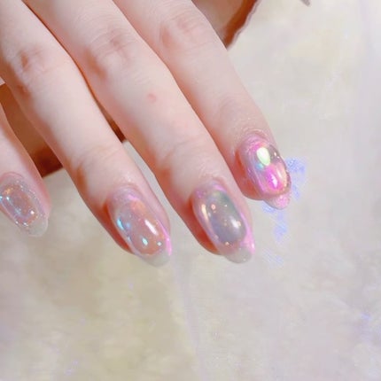 なかやまちえこ on LIPS 「オーロラパーツ埋め込み✨とぅるっとぅるなネイルhttps://..」(2枚目)