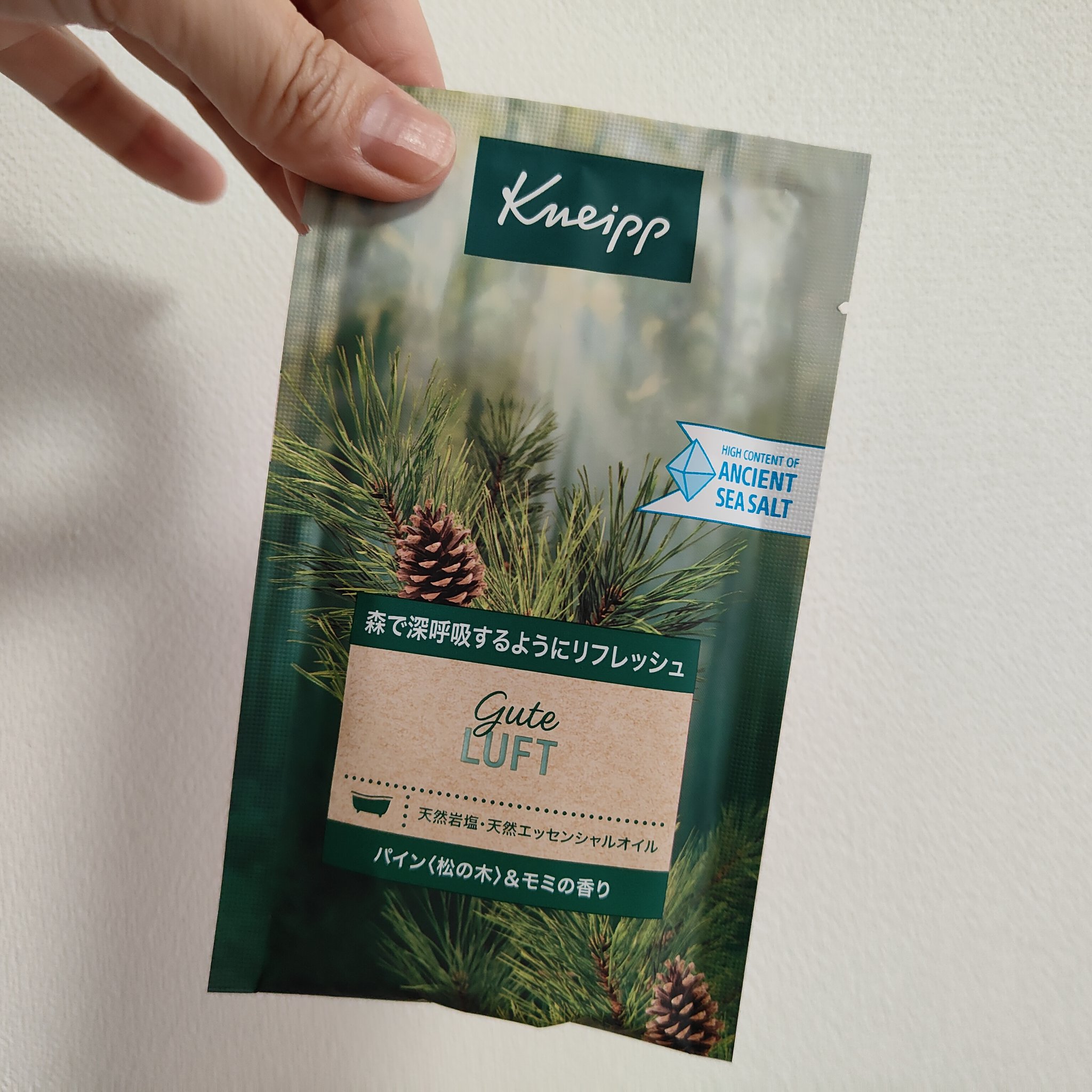 クナイプ グーテルフト バスソルト パイン<松の木>&モミの香り 50g/クナイプ/無機塩系入浴剤を使ったクチコミ（1枚目）