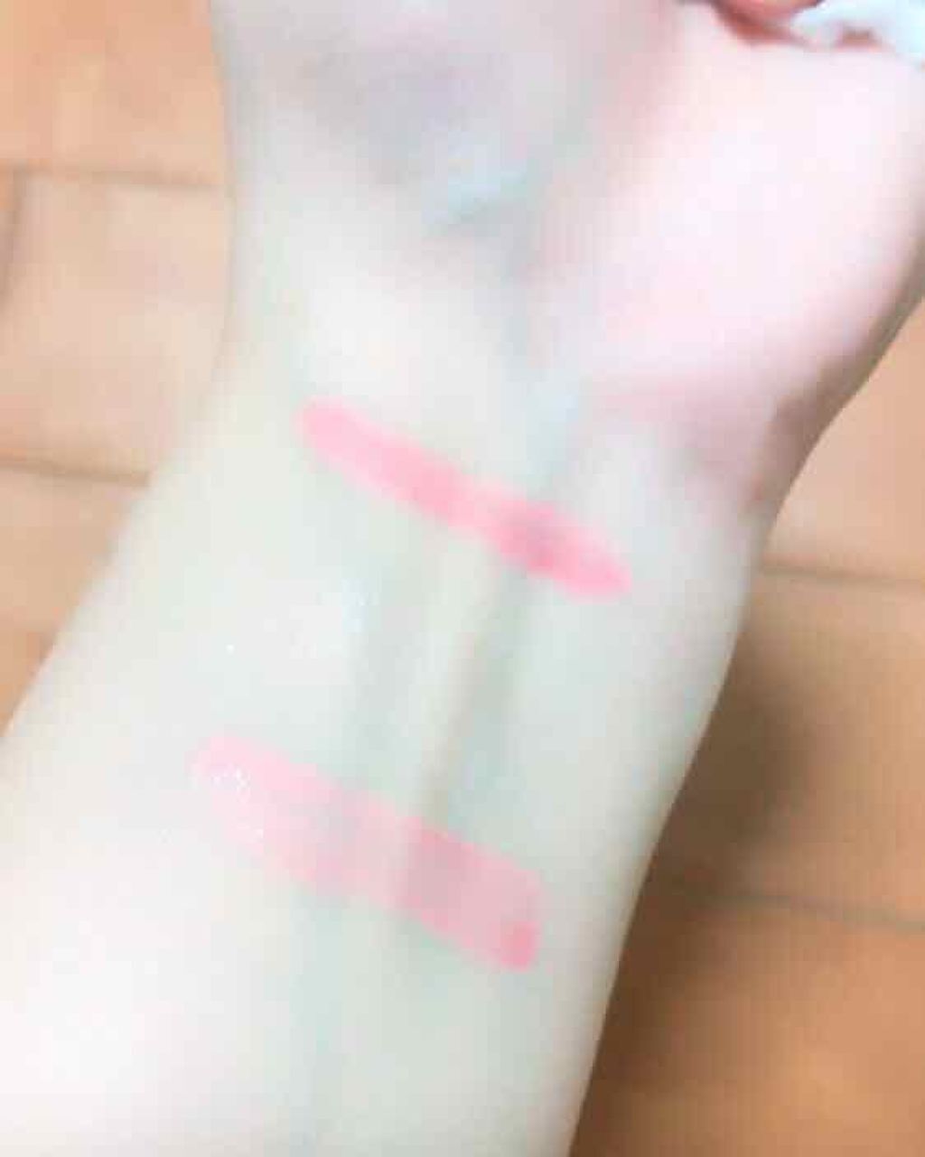 ディアダーリン ウォータージェルティント (アイスティント)/ETUDE/口紅を使ったクチコミ(4枚目)